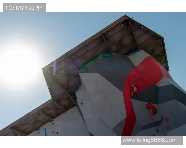 实时新闻深圳攀岩队的转型之路与攀岩热潮的兴起解析